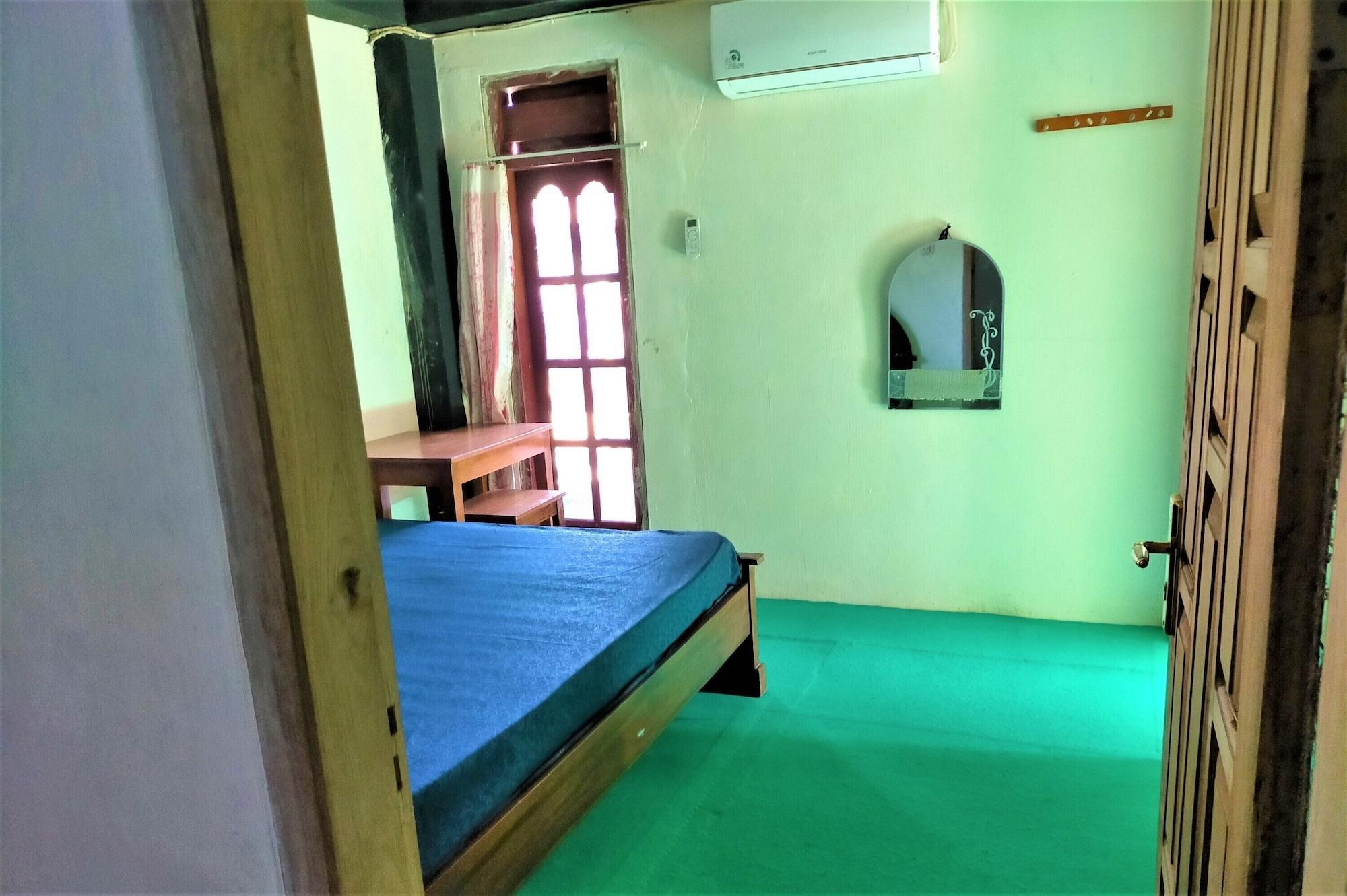 Gandrung City Hostel Banyuwangi  Luaran gambar