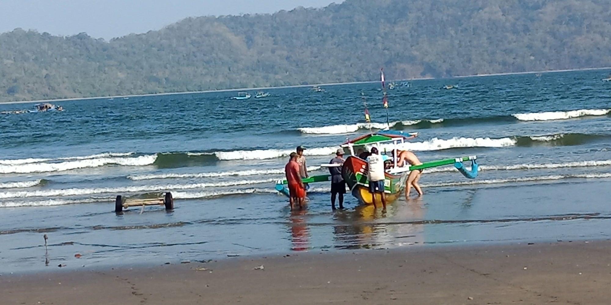 Gandrung City Hostel Banyuwangi  Luaran gambar
