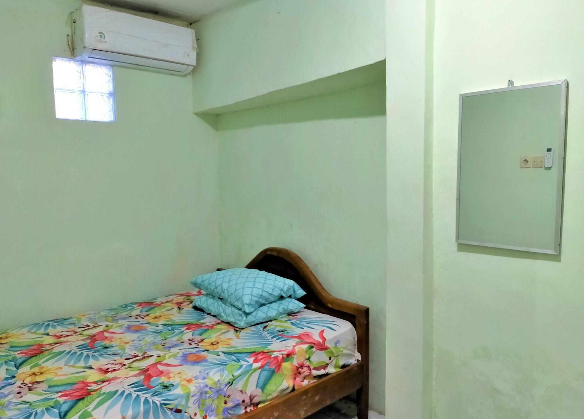 Gandrung City Hostel Banyuwangi  Luaran gambar
