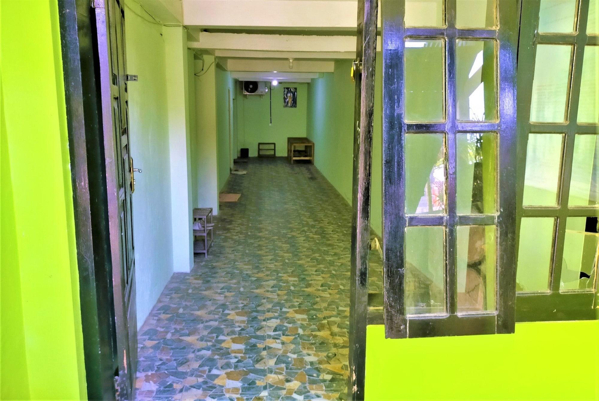 Gandrung City Hostel Banyuwangi  Luaran gambar